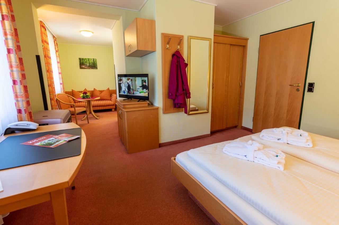 KIShotel am Kurpark Bad Soden-Salmunster Bagian luar foto