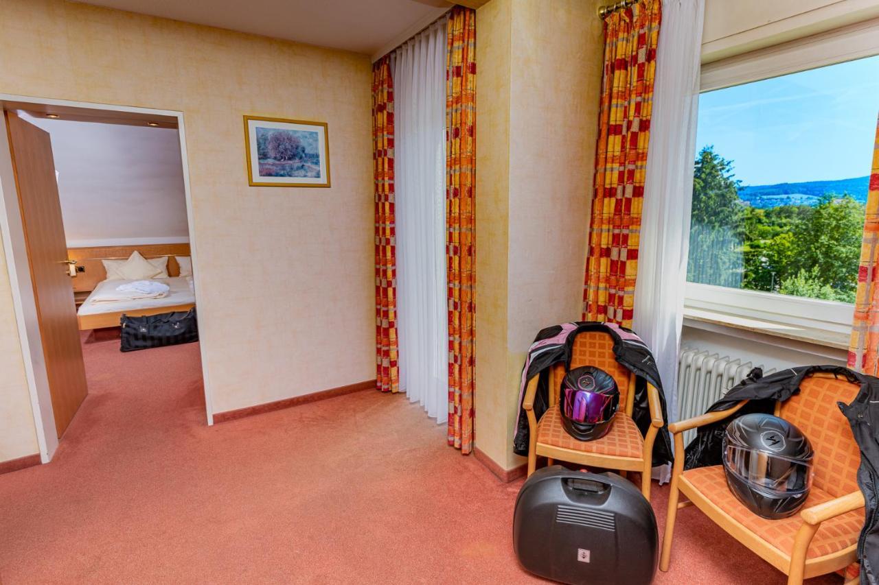 KIShotel am Kurpark Bad Soden-Salmunster Bagian luar foto
