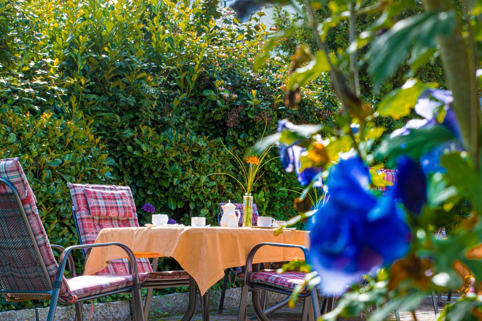 KIShotel am Kurpark Bad Soden-Salmunster Bagian luar foto